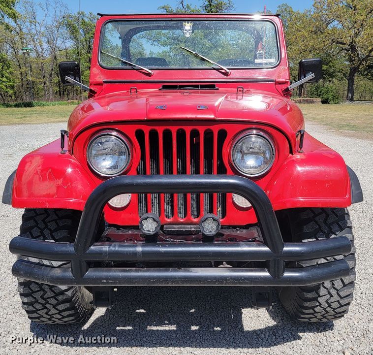 image for item HY9004 1982 Jeep CJ5  SUV