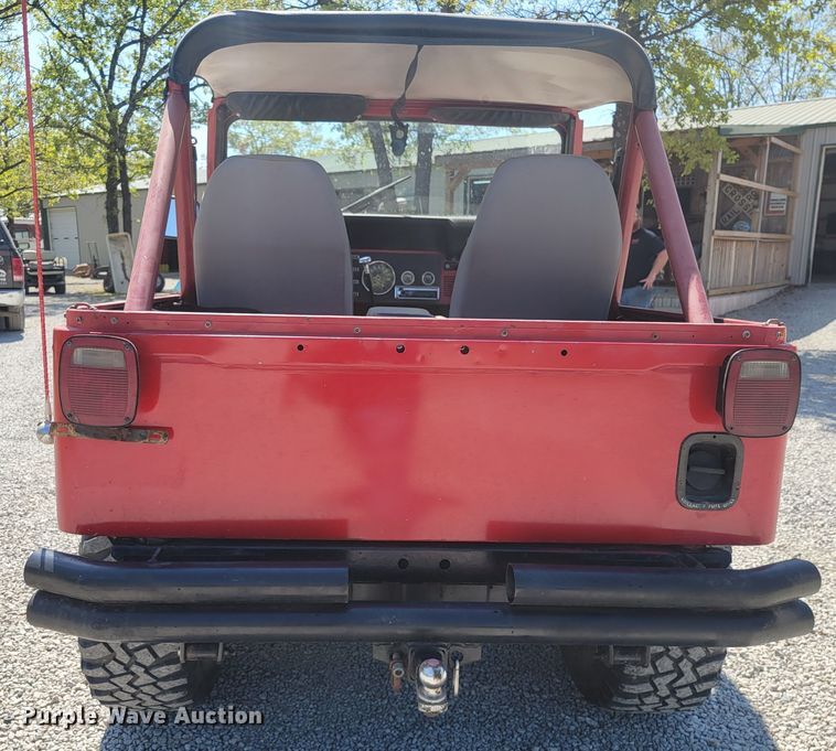 image for item HY9004 1982 Jeep CJ5  SUV