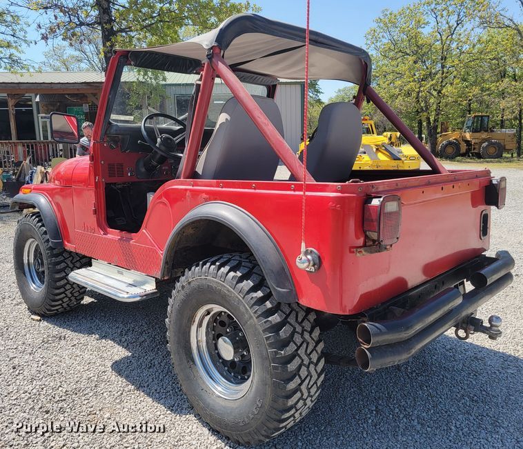 image for item HY9004 1982 Jeep CJ5  SUV