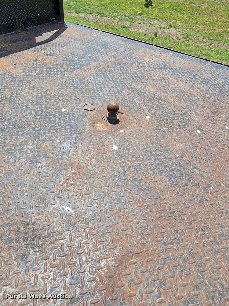 image for item HY9007 Economy  flatbed