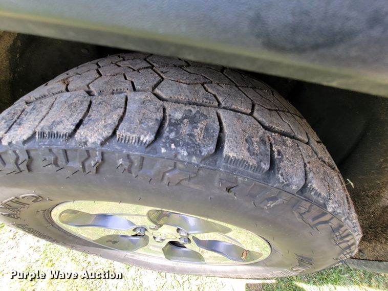 image for item HY9009 2012 Jeep Grand Cherokee Laredo  SUV