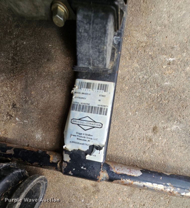 image for item IB9751 (2) pumps