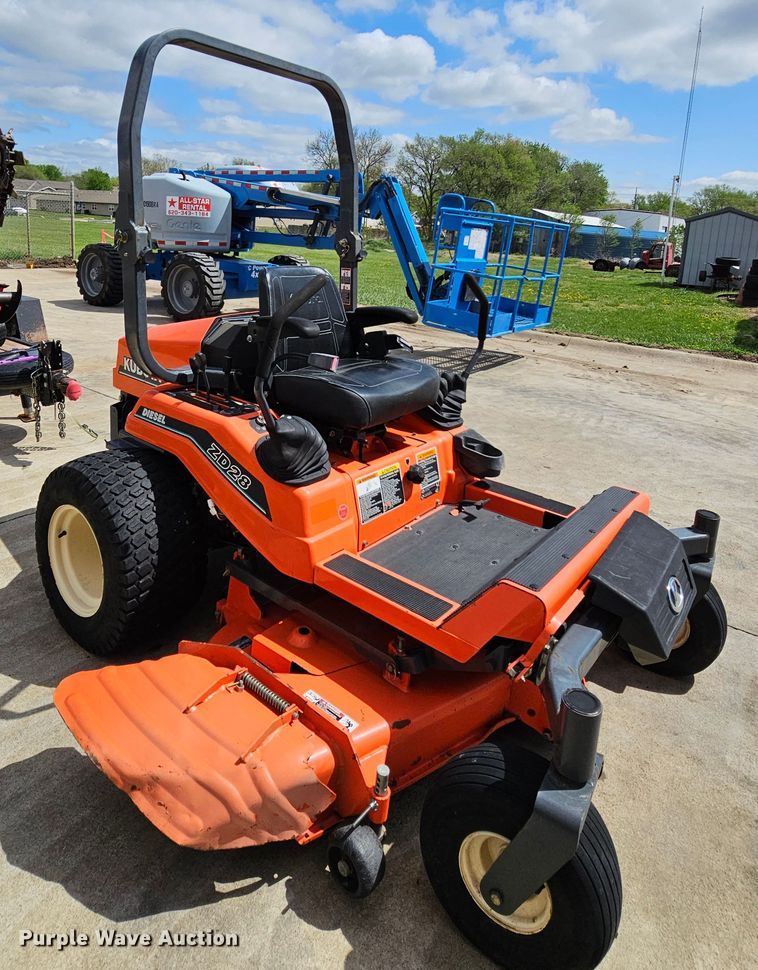 image for item IB9753 Kubota RCK60-28Z  ZTR lawn mower