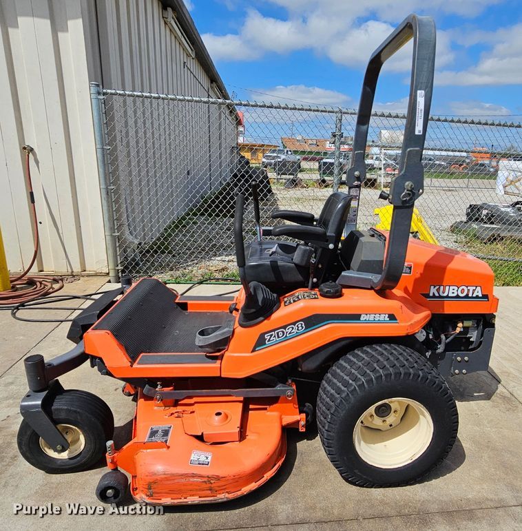 image for item IB9753 Kubota RCK60-28Z  ZTR lawn mower