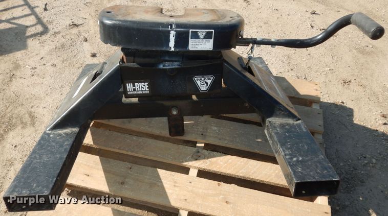 image for item IB9772 2010 Bulldog Hi-Rise 550  conversion hitch