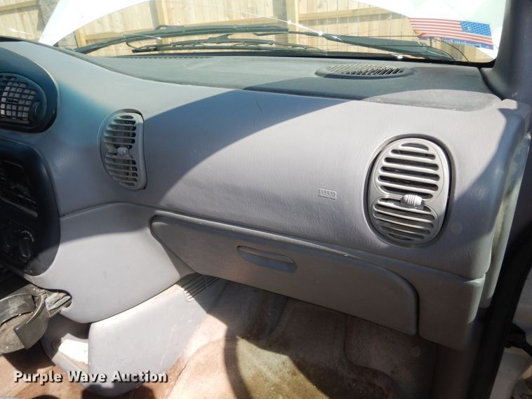 image for item IB9781 1997 Dodge Grand Caravan SE  van