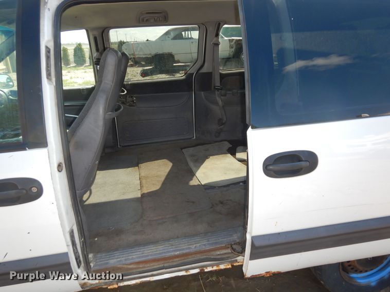 image for item IB9781 1997 Dodge Grand Caravan SE  van