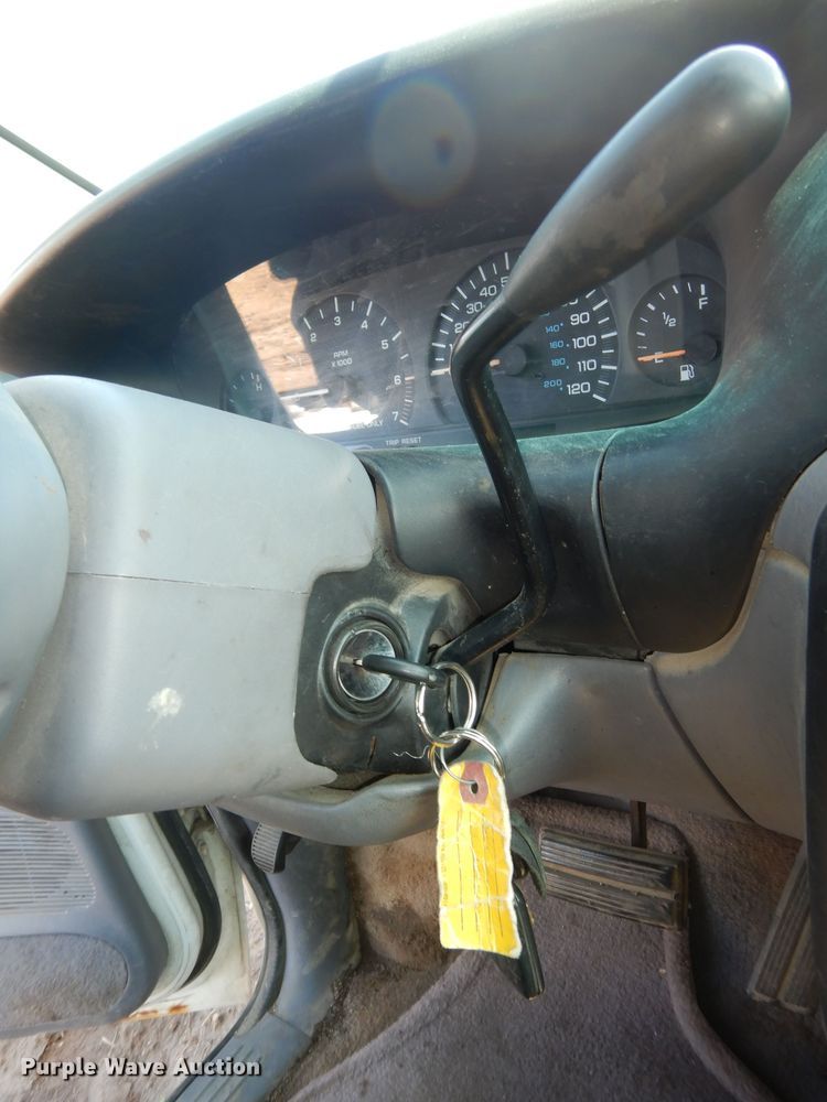 image for item IB9781 1997 Dodge Grand Caravan SE  van