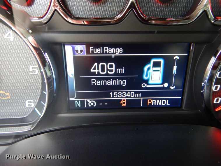 image for item JX9072 2017 Chevrolet Silverado 1500  Crew Cab pickup truck