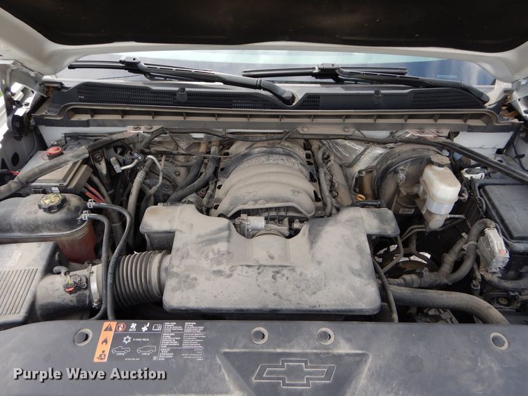 image for item JX9072 2017 Chevrolet Silverado 1500  Crew Cab pickup truck