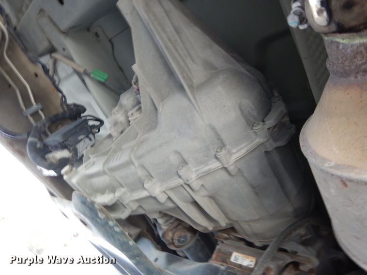 image for item JX9072 2017 Chevrolet Silverado 1500  Crew Cab pickup truck