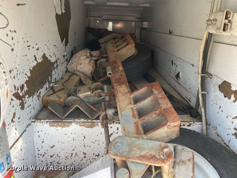 image for item KB9468 2006 Ford F450 Super Duty XLT  tow truck