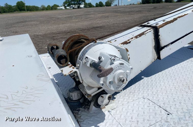 image for item KB9468 2006 Ford F450 Super Duty XLT  tow truck