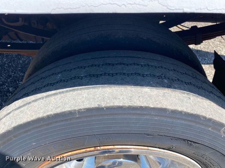 image for item KB9468 2006 Ford F450 Super Duty XLT  tow truck