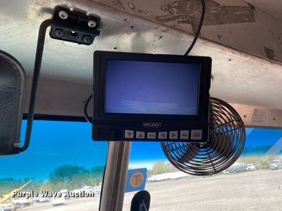 image for item KB9478 1999 Freightliner MT55  delivery truck