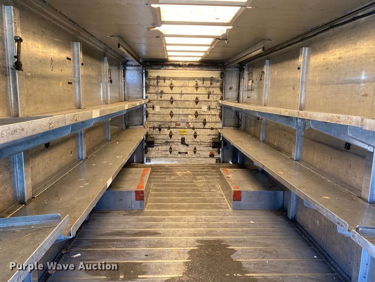 image for item KB9478 1999 Freightliner MT55  delivery truck