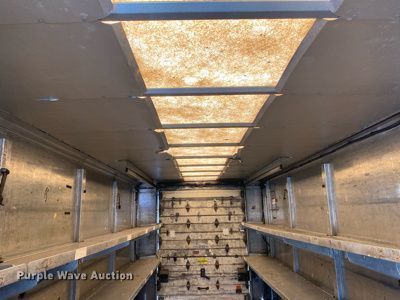 image for item KB9478 1999 Freightliner MT55  delivery truck