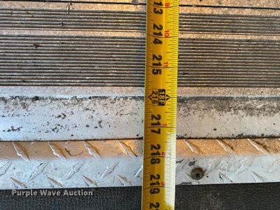 image for item KB9478 1999 Freightliner MT55  delivery truck