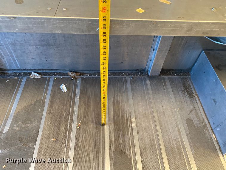 image for item KB9478 1999 Freightliner MT55  delivery truck