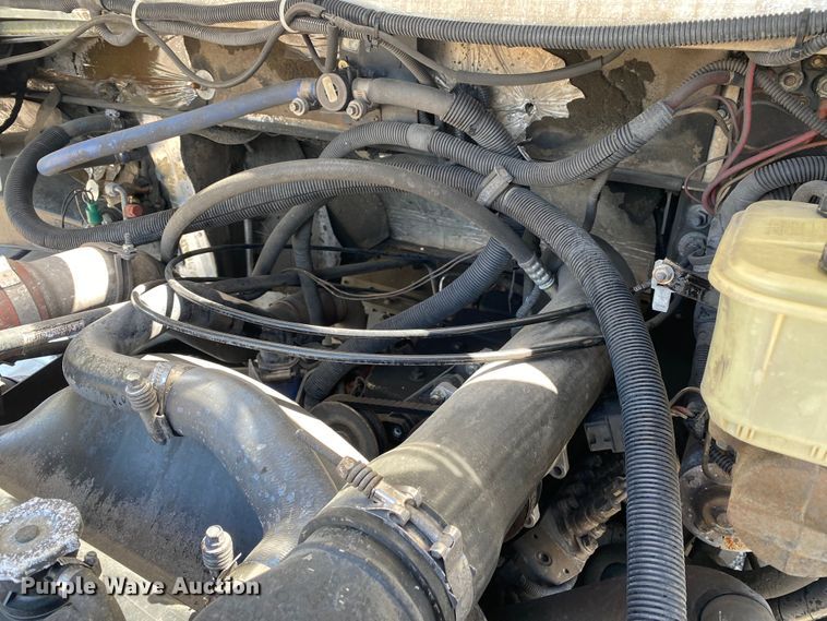 image for item KB9478 1999 Freightliner MT55  delivery truck