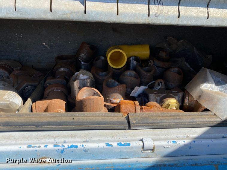 image for item KB9480 2000 Freightliner FL70  utility / service truck