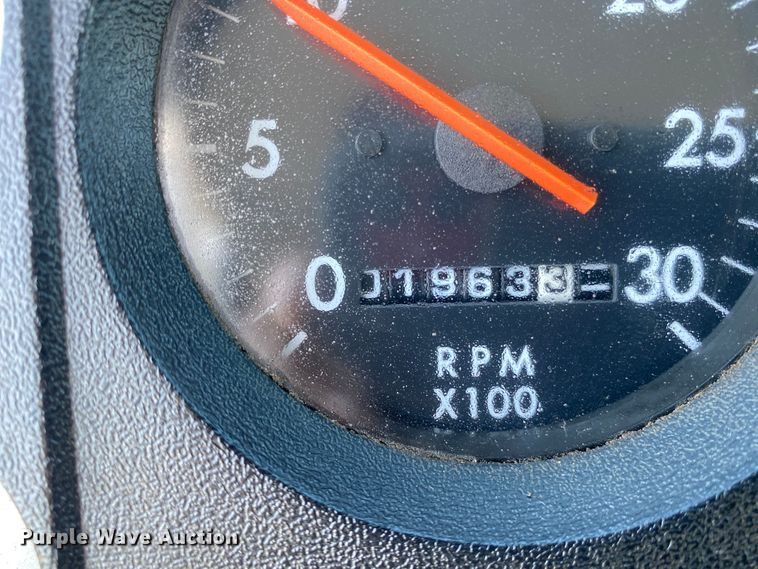 image for item KB9480 2000 Freightliner FL70  utility / service truck