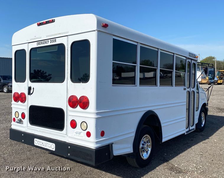 image for item KB9483 2007 Chevrolet Express  school bus