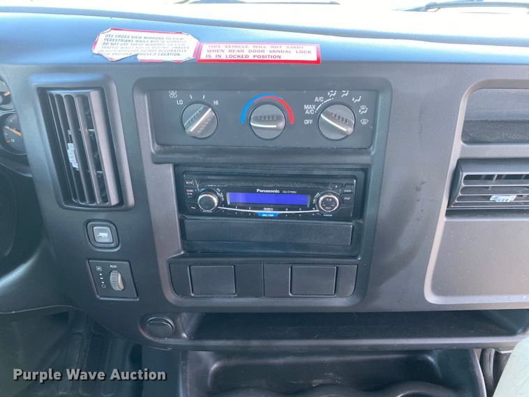 image for item KB9483 2007 Chevrolet Express  school bus