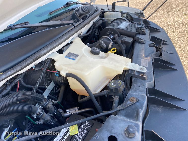 image for item KB9483 2007 Chevrolet Express  school bus