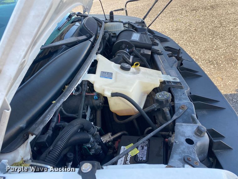 image for item KB9483 2007 Chevrolet Express  school bus