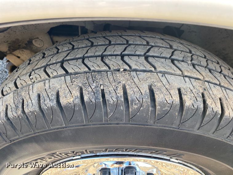 image for item KB9483 2007 Chevrolet Express  school bus