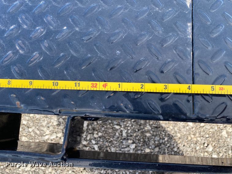 image for item KB9491 2021 Diamond C  equipment trailer