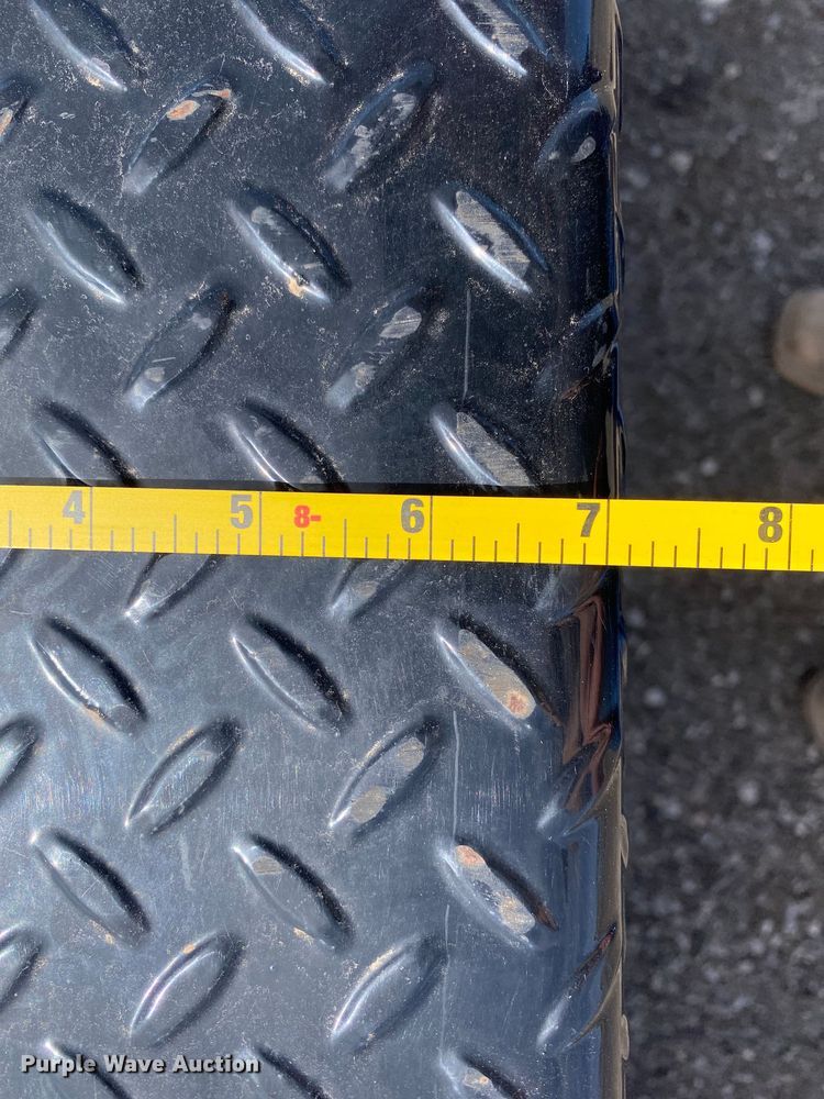 image for item KB9491 2021 Diamond C  equipment trailer