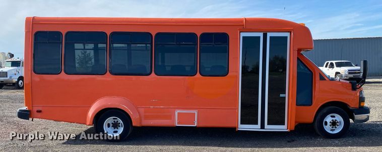 image for item KB9497 2014 GMC Savana  shuttle bus