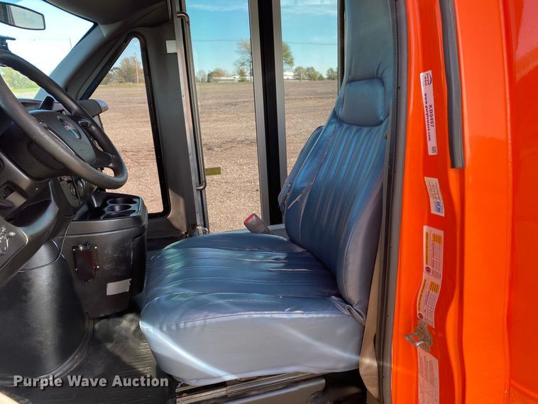 image for item KB9497 2014 GMC Savana  shuttle bus