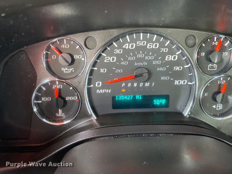 image for item KB9497 2014 GMC Savana  shuttle bus