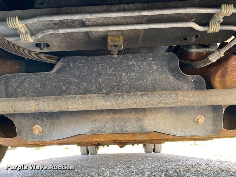 image for item KB9497 2014 GMC Savana  shuttle bus