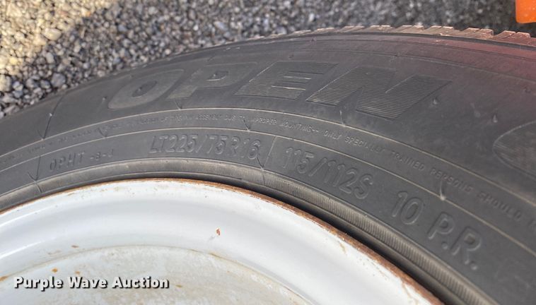 image for item KB9497 2014 GMC Savana  shuttle bus