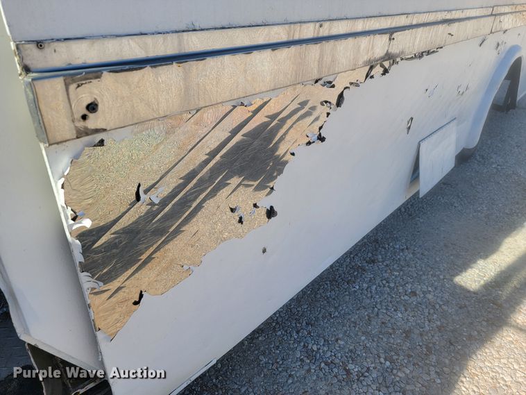 image for item KB9884 1984 GMC P3500  food truck