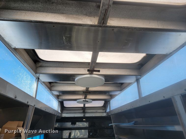 image for item KB9884 1984 GMC P3500  food truck