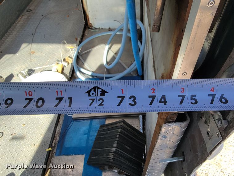 image for item KB9884 1984 GMC P3500  food truck