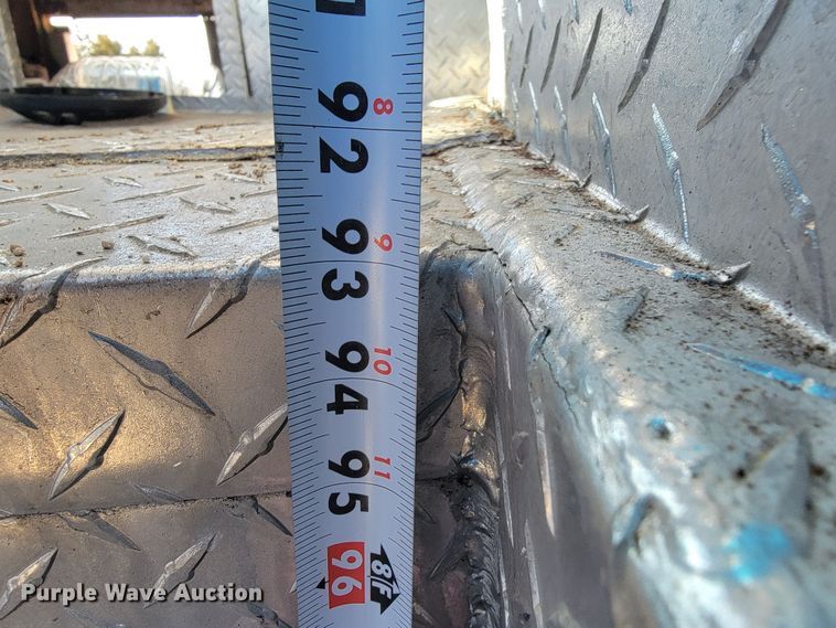 image for item KB9884 1984 GMC P3500  food truck