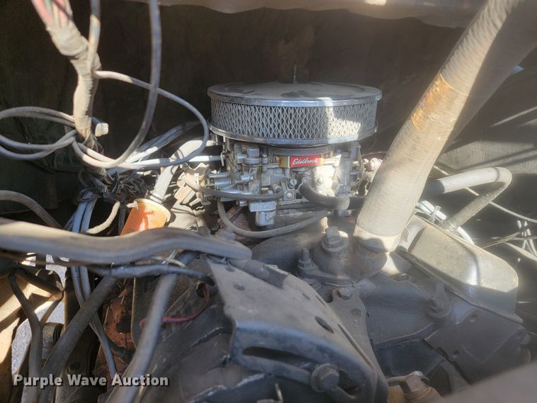 image for item KB9884 1984 GMC P3500  food truck