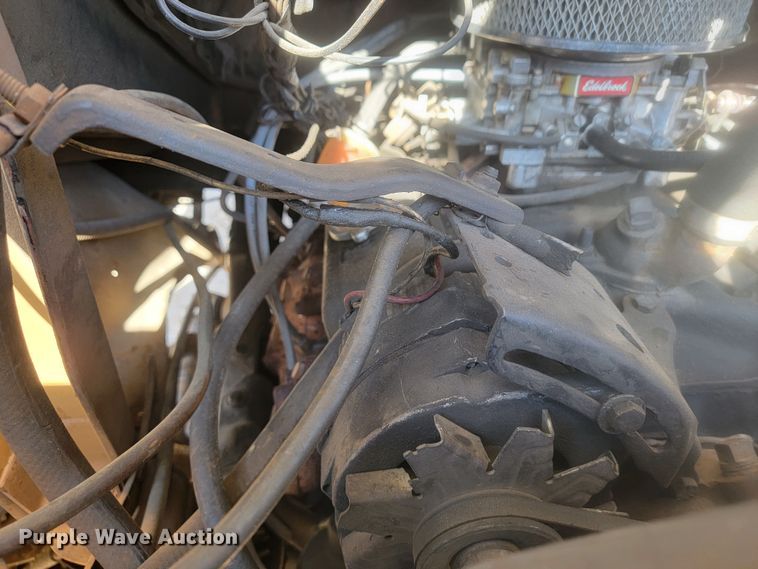 image for item KB9884 1984 GMC P3500  food truck