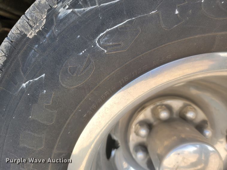 image for item KB9884 1984 GMC P3500  food truck