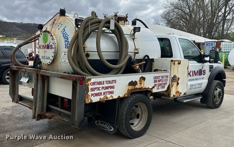 image for item KU9933 2009 Ford F550 Super Duty XL  vacuum truck