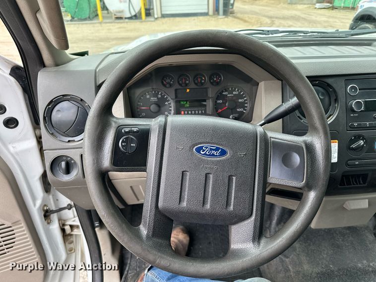 image for item KU9933 2009 Ford F550 Super Duty XL  vacuum truck