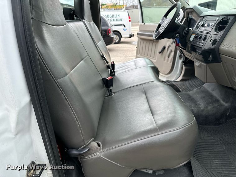 image for item KU9933 2009 Ford F550 Super Duty XL  vacuum truck