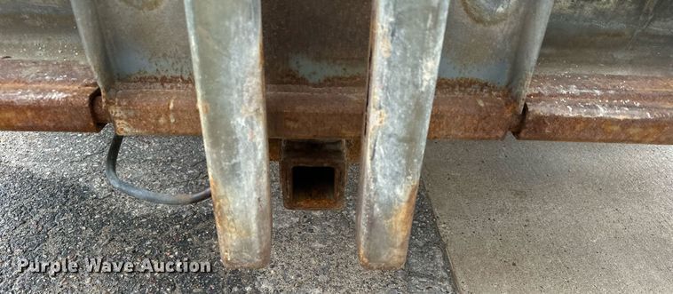 image for item KU9933 2009 Ford F550 Super Duty XL  vacuum truck