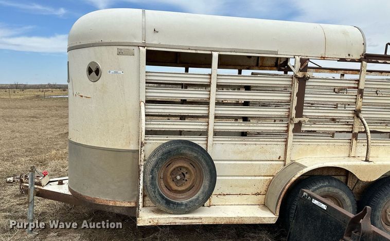 image for item KX9037 WW Trailer  livestock trailer